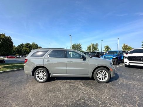 Used 2023 Dodge Durango GT AWD/4WD image 15