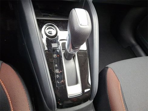 New 2025 Nissan Versa SR w/ Trunk Package image 11