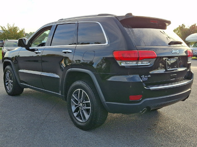 Used 2018 Jeep Grand Cherokee Limited AWD/4WD image 7