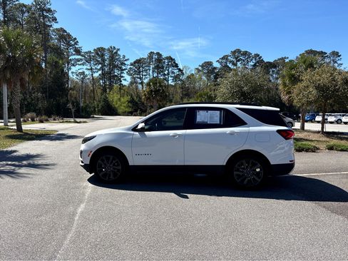 Used 2022 Chevrolet Equinox RS w/ RS Leather Package image 21