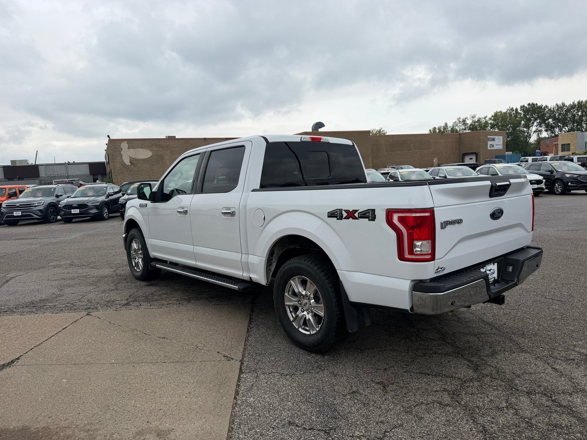 Used 2016 Ford F150 XLT w/ Equipment Group 302A Luxury AWD/4WD image 6