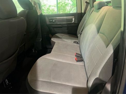 Used 2021 RAM 1500 Classic SLT AWD/4WD image 4