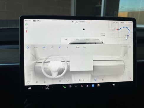 Used 2024 Tesla Model Y Long Range image 29