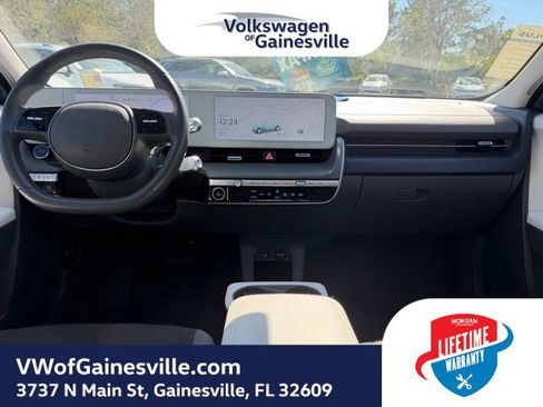 Used 2024 Hyundai Ioniq 5 SEL image 13