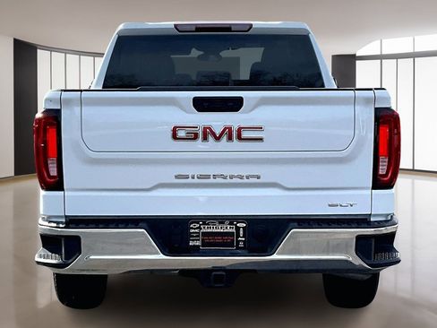 Used 2025 GMC Sierra 1500 SLT image 5