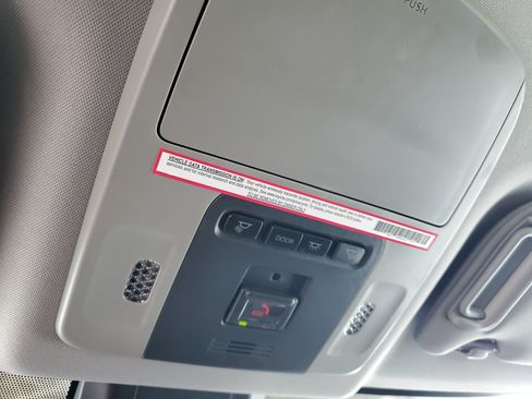 Used 2023 Toyota Camry XSE FWD image 21