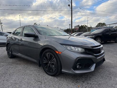 Used 2019 Honda Civic EX image 3
