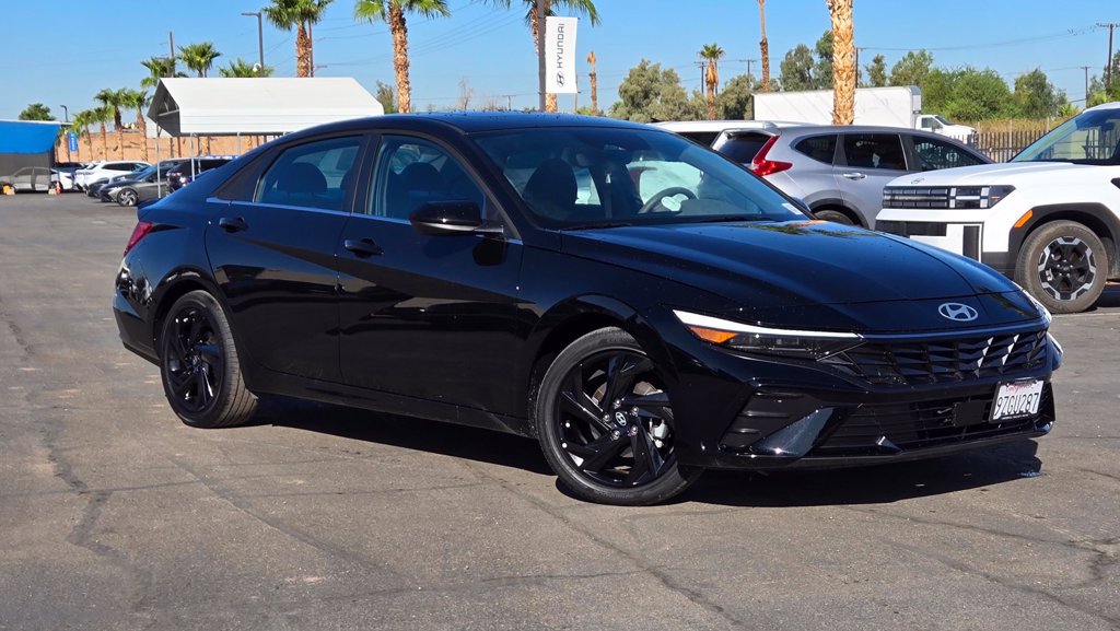 Used 2026 Hyundai Elantra SEL Sport Premium FWD image 1