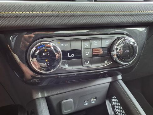 New 2025 Chevrolet TrailBlazer ACTIV w/ Convenience Package image 37