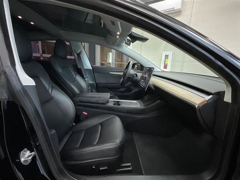 Used 2022 Tesla Model 3 Long Range AWD/4WD image 26
