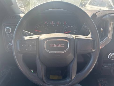 Used 2022 GMC Sierra 1500 Pro w/ Pro Value Package AWD/4WD image 2