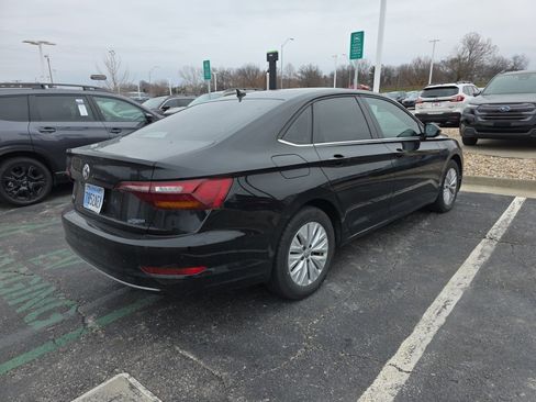 Used 2019 Volkswagen Jetta S image 5