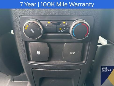 Used 2023 Ford Explorer XLT w/ Equipment Group 202A AWD/4WD image 22