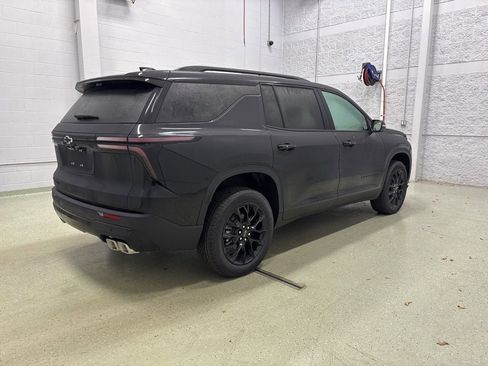 New 2026 Chevrolet Traverse LT w/ Midnight/Sport Edition image 3