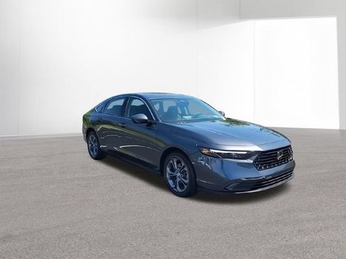 Used 2024 Honda Accord EX image 2