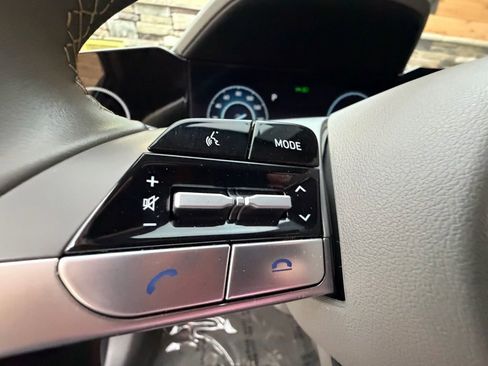 Certified 2023 Hyundai Elantra SEL w/ Convenience Package image 23