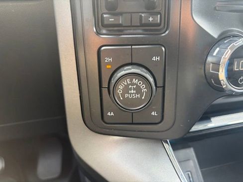 Used 2021 Ford F150 Lariat AWD/4WD image 11