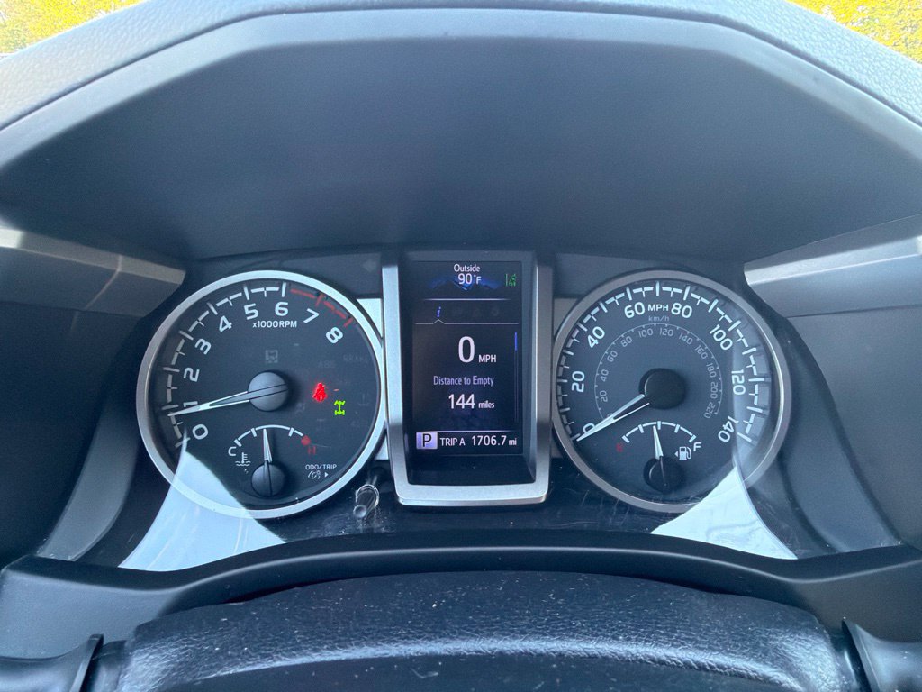 Used 2021 Toyota Tacoma SR5 AWD/4WD image 27