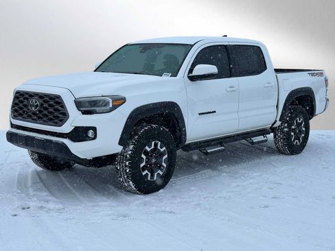 Used 2023 Toyota Tacoma TRD Off-Road w/ Black Out Package (TMS) image 7