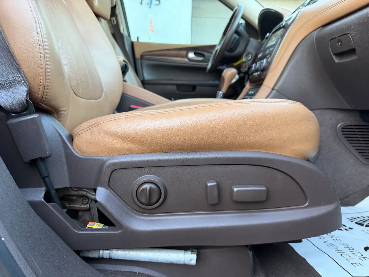 Used 2016 Buick Enclave Leather AWD/4WD image 43