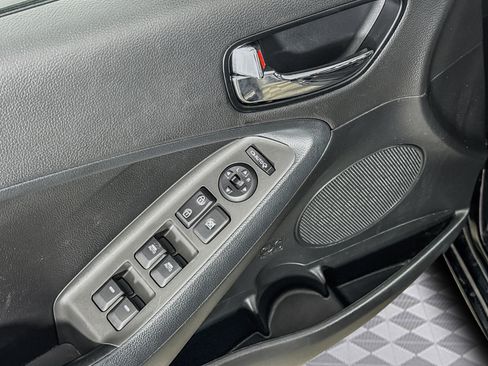 Used 2017 Kia Forte EX image 24