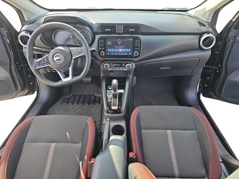 Used 2025 Nissan Versa SR w/ Trunk Package image 9