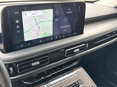 Used 2025 Lincoln Aviator Reserve w/ Illumination Package image 23