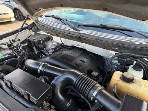 Used 2011 Ford F150 Platinum image 49