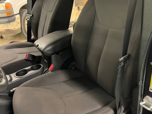 Used 2015 Jeep Wrangler Unlimited Sport AWD/4WD image 55