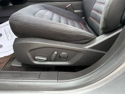 Used 2014 Ford Fusion SE w/ Equipment Group 201A FWD image 32