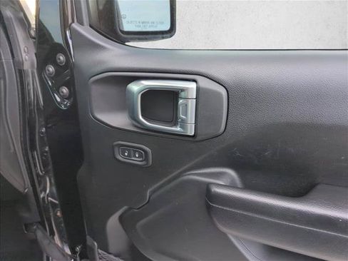 Used 2022 Jeep Wrangler Unlimited Sport AWD/4WD image 26