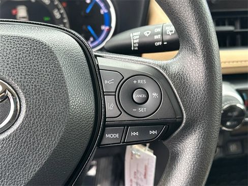 Certified 2023 Toyota RAV4 LE image 24