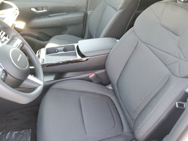 New 2026 Hyundai Tucson SEL FWD image 17