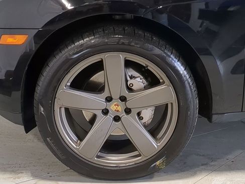 Used 2016 Porsche Macan S image 21