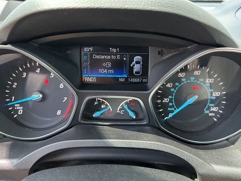 Used 2016 Ford Escape Titanium w/ Equipment Group 301A AWD/4WD image 33