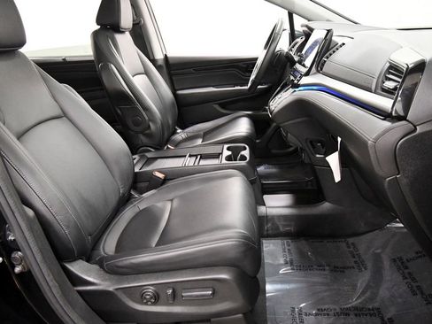 Certified 2024 Honda Odyssey Touring image 22