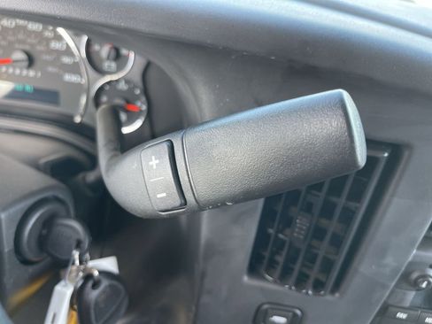 New 2025 GMC Savana 2500 Extended w/ Driver Convenience Package image 15