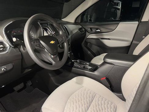 Used 2021 Chevrolet Equinox LT w/ LPO, Floor Liner Package image 9