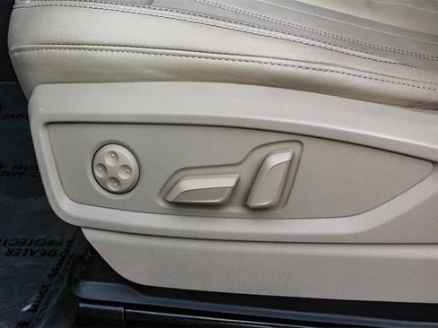 Used 2022 Audi Q5 2.0T Premium image 20