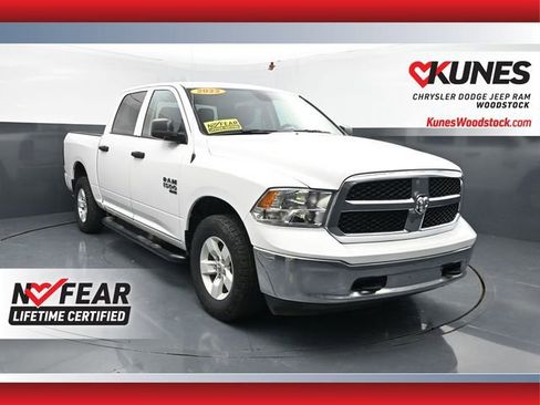 Used 2022 RAM 1500 Classic SLT AWD/4WD image 1