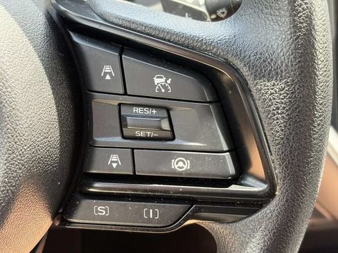 Used 2025 Subaru Crosstrek 2.5i Premium AWD/4WD image 23