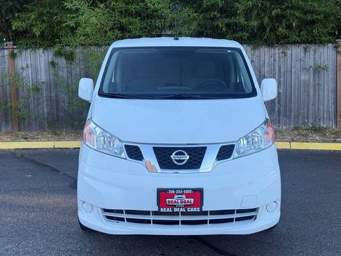 Used 2020 Nissan NV200 SV FWD image 2