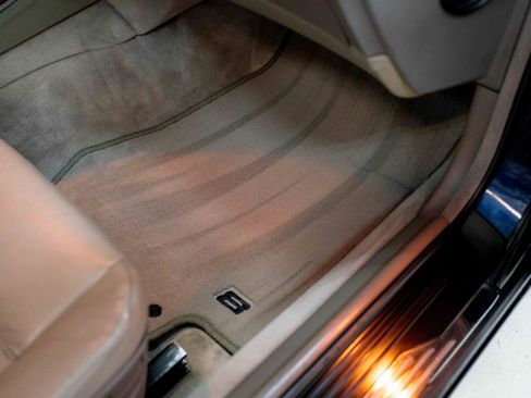 Used 1993 BMW 850Ci image 54