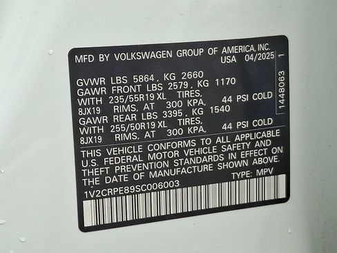 Certified 2025 Volkswagen ID.4 Pro RWD image 27