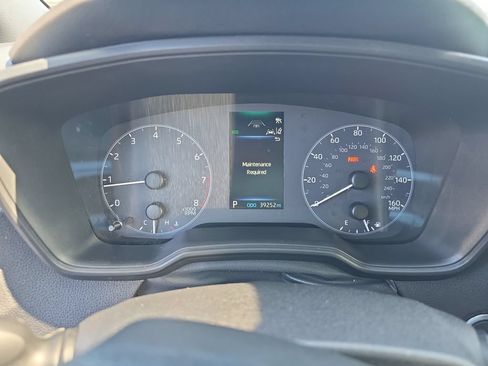 Used 2025 Toyota Corolla SE FWD image 15