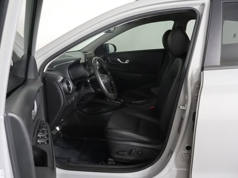 Used 2023 Hyundai Kona Limited w/ Cargo Package FWD image 31
