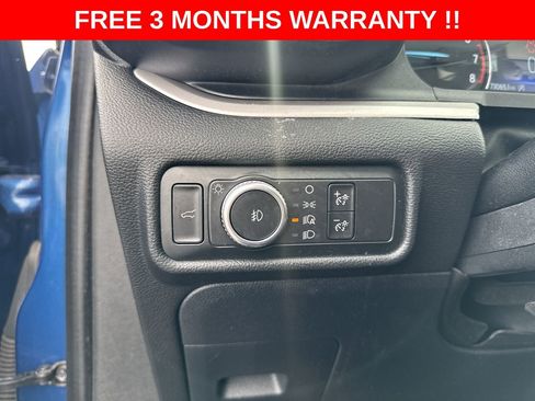 Used 2020 Ford Explorer XLT w/ Equipment Group 202A AWD/4WD image 39
