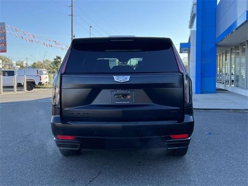 Used 2023 Cadillac Escalade Sport Platinum w/ LPO, ONYX Package image 7
