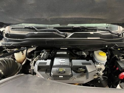 Used 2021 RAM 2500 Laramie AWD/4WD image 9