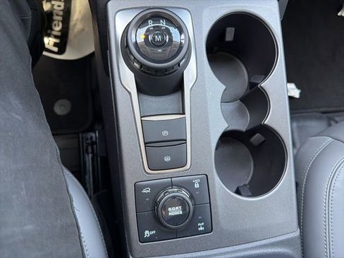 Used 2025 Ford Bronco Sport Badlands image 24